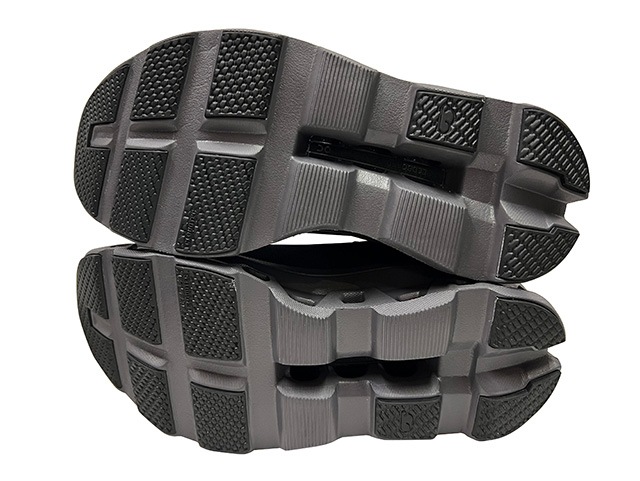 ON ����Cloudmonster�����饦�ɥ�󥹥�����BLACK/MAGNET �֥�å�/�ޥ��ͥåȡ����ˡ����������̡����˥󥰥��塼����LADY'S ��ǥ�����