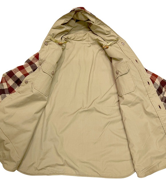 Woolrich �������å�����С����֥른�㥱�åȡ�XL��������color:Beige��Red����OLD ������ɡۡ���š�