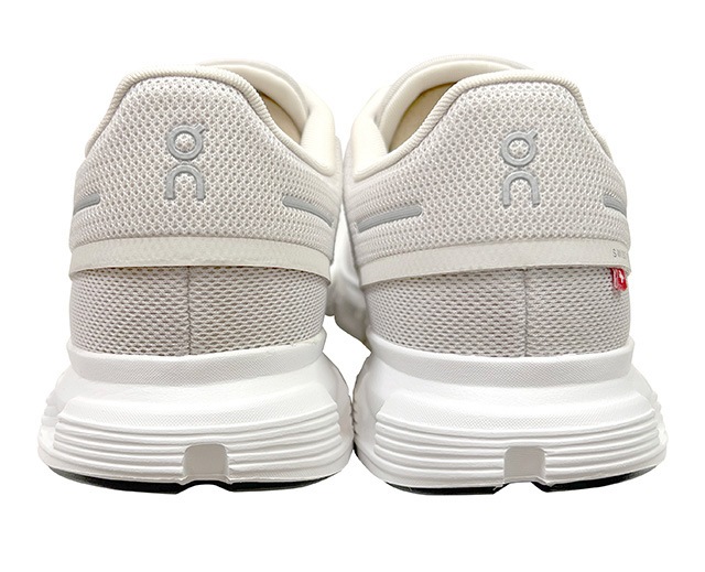 ON ����Cloud 6 ���饦��6��MEN ��󥺡�PEARL/WHITE�����ˡ����������̡����˥󥰥��塼��