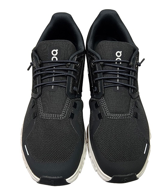 ON ����Cloud 6 ���饦��6��MEN ��󥺡�BLACK/WHITE�����ˡ����������̡����˥󥰥��塼�����Ѥ�ɳ�դ�