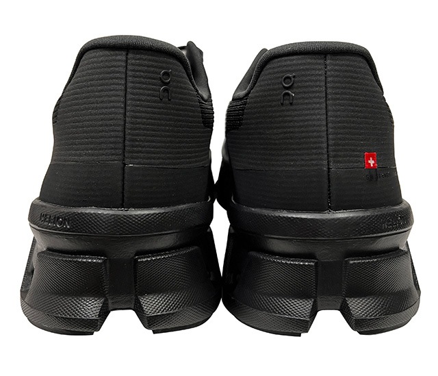 ON ����Cloudmonster Void�����饦�ɥ�󥹥��� �������ɡ�BLACK/BLACK �֥�å�/�֥�å������ˡ����������̡����˥󥰥��塼����MENS ���