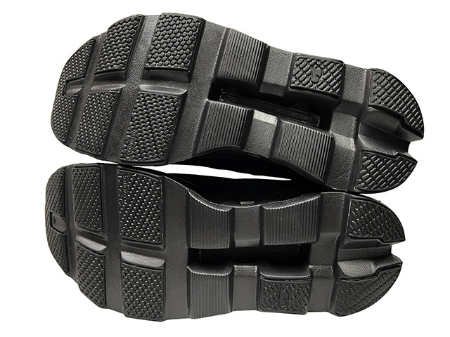 ON ����Cloudmonster Void�����饦�ɥ�󥹥��� �������ɡ�BLACK/BLACK �֥�å�/�֥�å������ˡ����������̡����˥󥰥��塼����MENS ���