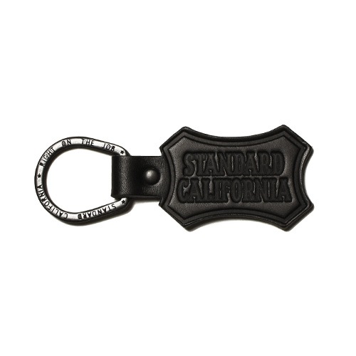 BUTTON WORKS �� Standard California �ܥ������� �� ����������ɥ���ե���˥���Shield Logo Key Holder ������ɥ��� �����ۥ�������쥶������