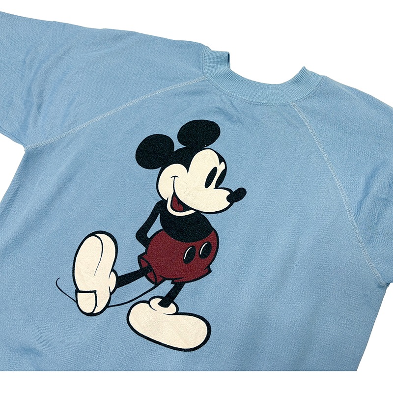 80s��DISNEY CASUALS �ǥ����ˡ� �����奢�롡MICKY MOUSE C/N SWEAT �ߥå����ޥ��� ���롼�ͥå��������åȡ���­��col:SAX BLUE��size:ADULT MEDIUM����VINTAGE �ӥ�ơ����ۡ���šۡ�Ź�޻����Բġ�