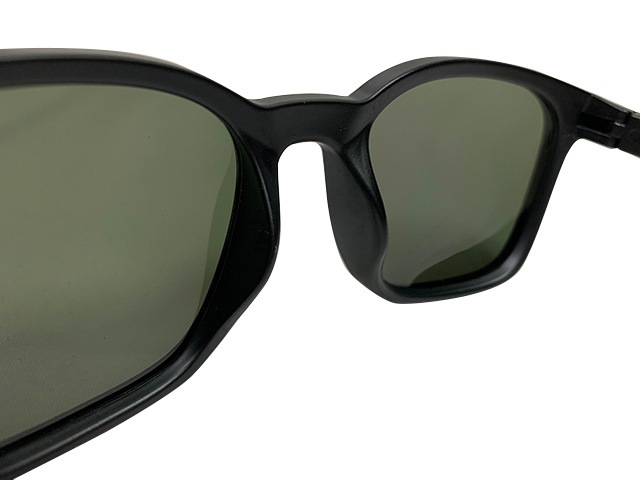 IZIPIZI �����ԥ���JOURNEY ���㡼�ˡ������󥰥饹���и���󥺡�2��(BLACK/KHAKI GREEN)��GREEN LENSES ���꡼����