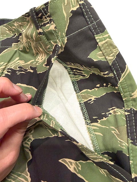 ��2025ǯ��ǥ�ۡڥ�󥦥��å����MILITARIA 1911 TIGER STRIPE CINEMA EDITION US CUT PANTS�������������ȥ饤�� ���ͥޥ��ǥ������ US���åȥѥ�ġ��ȥ饦�������º̡��ߥ꥿�꡼ �������ڿ��ʡ�