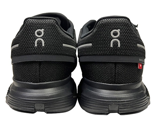 ON ����Cloud 6 ���饦��6��MEN ��󥺡�BLACK/BLACK�����ˡ����������̡����˥󥰥��塼��