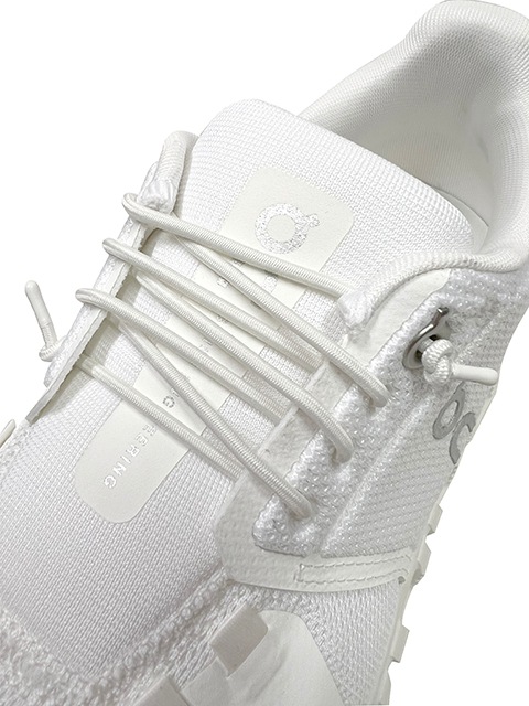 ON ����Cloud 6 ���饦��6��WOMEN��WHITE/WHITE�����ˡ����������̡��ۥ磻�ȡ����˥󥰥��塼������ǥ�����