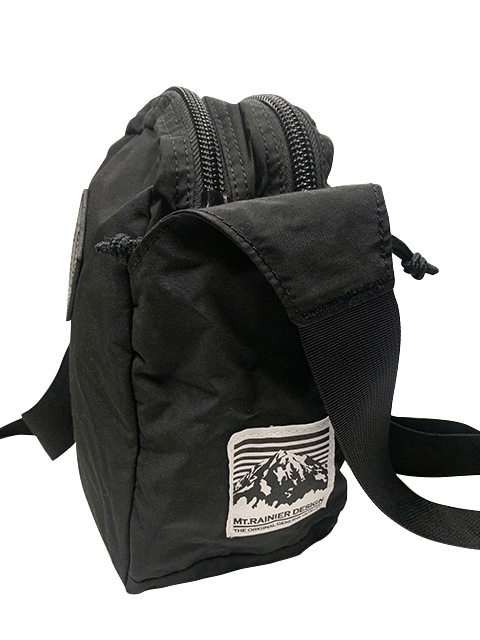 MT.RAINIER DESIGN �ޥ���ȥ쥤�˥��ǥ�����SHOULDER BAG �������� �Хå���60/40�����������塡2��(BLACK/COYOTE)