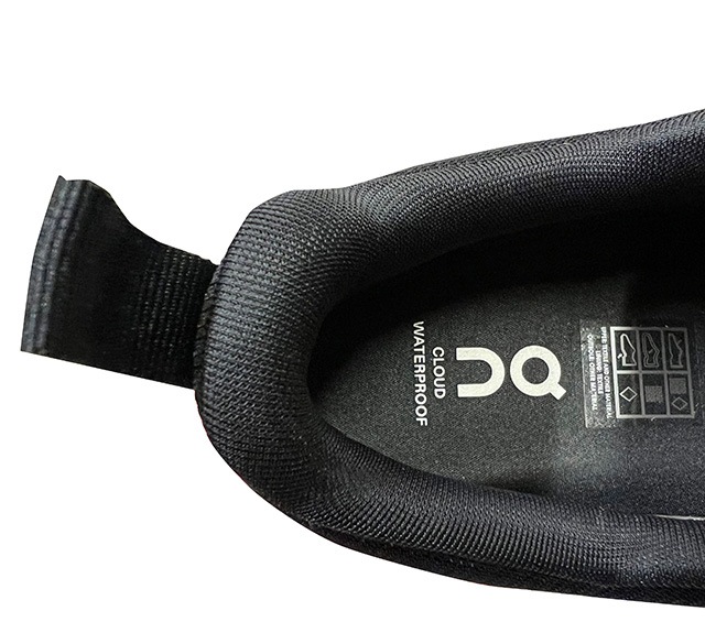 ON ����Cloud 6 WP��BLACK/BLACK��WOMEN�����饦��6��Waterproof�������������ץ롼�ա��֥�å������ˡ����������̡����˥󥰥��塼������ǥ�����