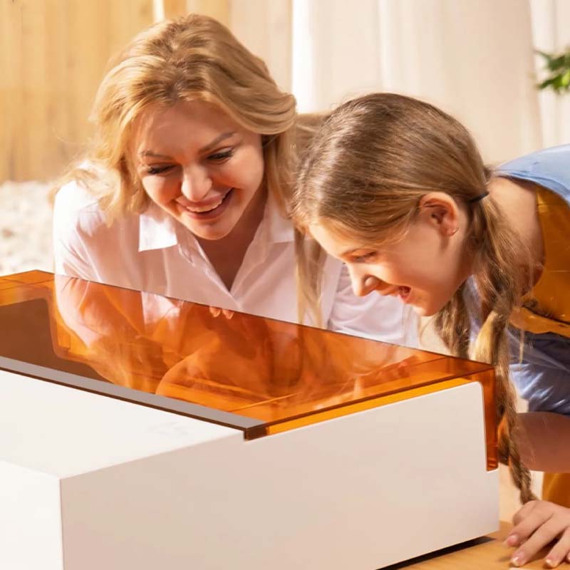 XTOOL S1 20W ホワイト 本体＋ライザーベース「レーザー加工機 」 XTOOL S1 20W ホワイト 本体＋ライザーベース「レーザー加工機