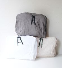 mina perhonen ミナペルホネン traveler's トラベラーズ ポーチ（中