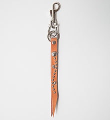 LEATHER STUDS KEY HOLDER - FLOWER - (TAN)