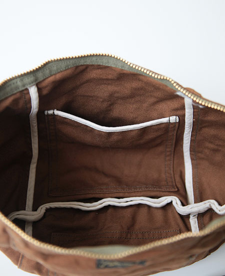 ��������COLIMBO ������ LUNA PARK HALF-MOON BAG (CARAMEL BROWN)