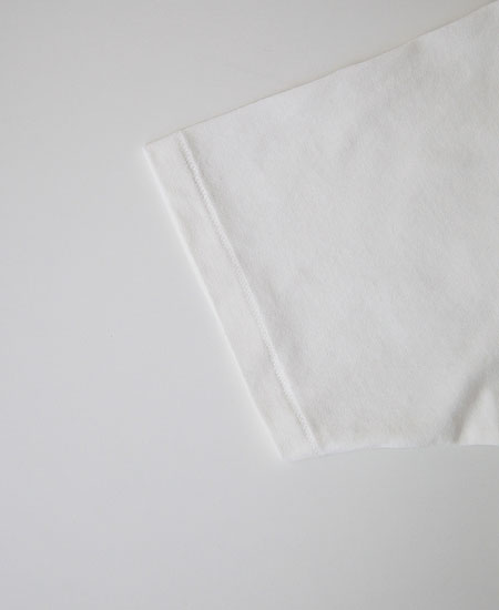 SECRET WORDS ��������å� ��� " AAA " S/S T-SHIRT (NATURAL)