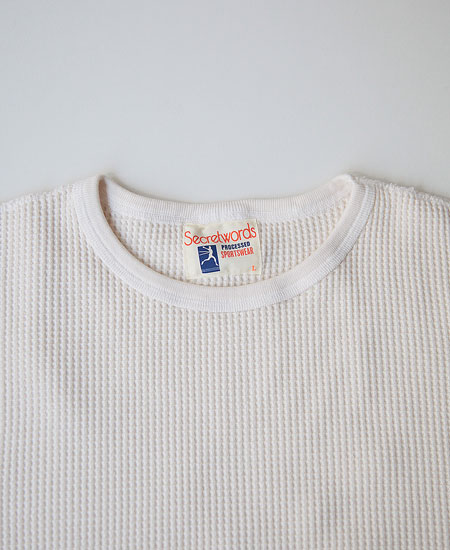 SECRET WORDS å  LONG SLEEVE WAFFLE THERMAL (IVORY)