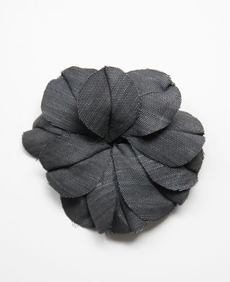 mina perhonen ミナペルホネン ash アッシュ ブローチ