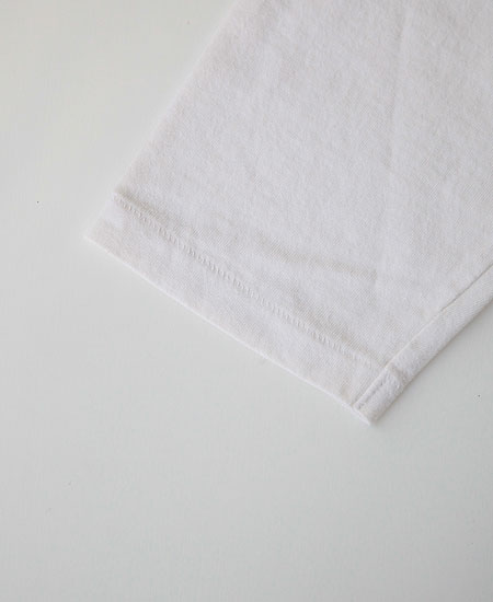 SECRET WORDS å  SECRET FOOTBALL T SHIRT " 4STEPS " (VANILLA)