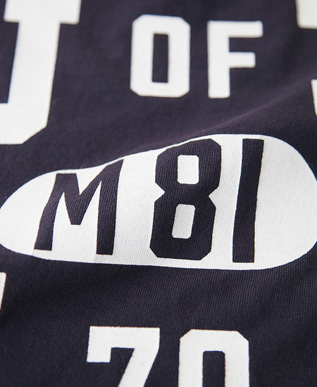 SECRET WORDS å  SECRET FOOTBALL T SHIRT " 3STEPS " (EGG PLANT)