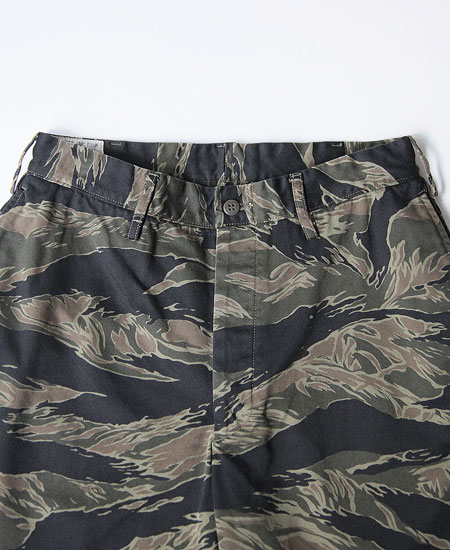 FREEWHEELERS �ե꡼�ۥ����顼�� MILITARY TROPICAL SHORTS (TIGER PATTERN CAMOUFLAGE)