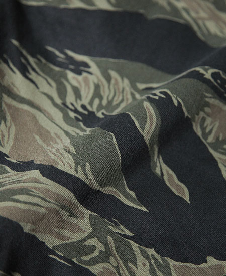 FREEWHEELERS �ե꡼�ۥ����顼�� MILITARY TROPICAL SHORTS (TIGER PATTERN CAMOUFLAGE)