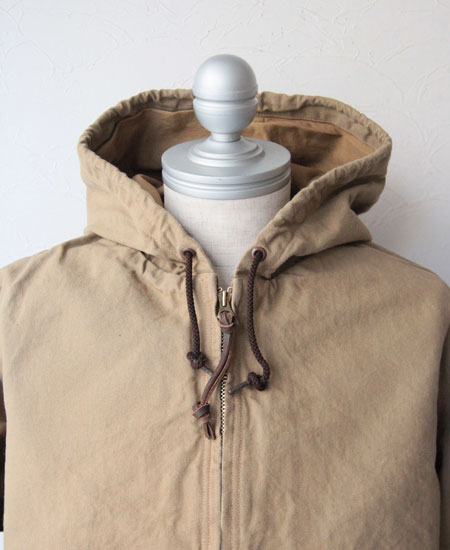 COLIMBO  GANTRY DYNA FIELD PARKA (SAND)