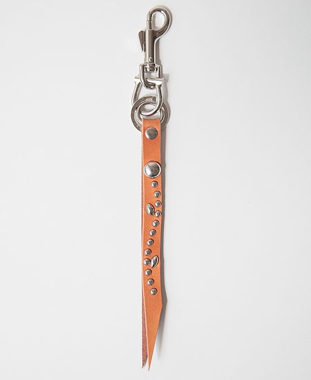 LEATHER STUDS KEY HOLDER - FLOWER - (TAN)