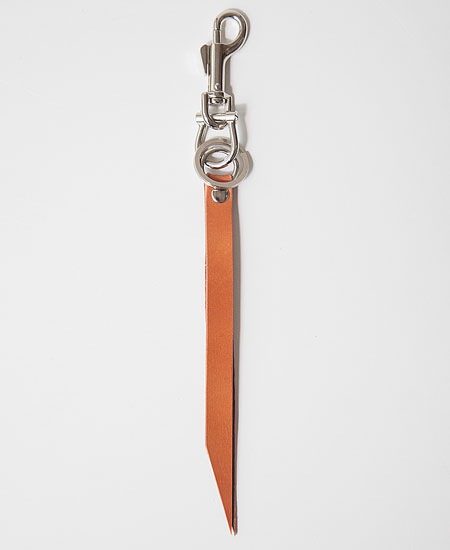 LEATHER STUDS KEY HOLDER - FLOWER - (TAN)