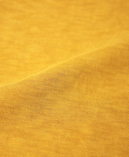 SECRET WORDS ��������å� ��� " LEAP OUT WITH " S/S T-SHIRT (MUSTARD)