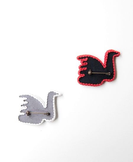 ミナペルホネン swan ブローチ 　レア SALE】 mina perhonen ミナペルホネン swan スワン ブローチ（kids）