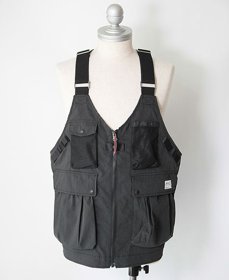 NANGA ナンガ TAKIBI RIPSTOP FIELD VEST (BLACK)