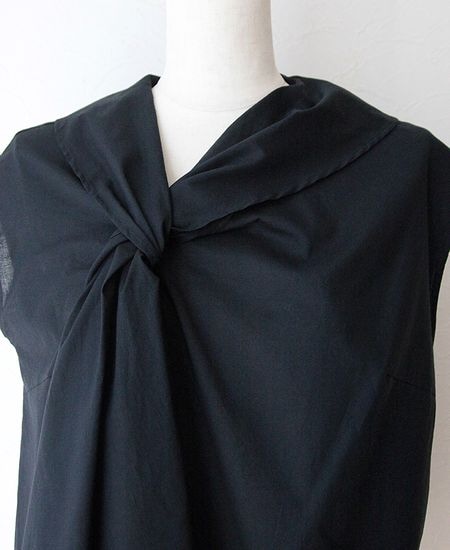 STASTNY SU ������㥹�ȥˡ�������twist collar �ĥ����ȥ��顼���֥饦��