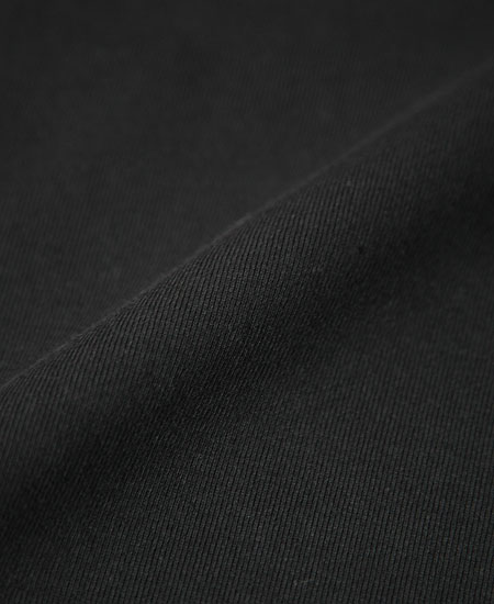 NANGA ʥ ECO HYBRID BOX LOGO LOOSE FIT TEE (BLACK)