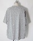 NANGA ʥ ECO HYBRID BOX LOGO LOOSE FIT TEE (LIGHT GRAY  TURQUOISE)