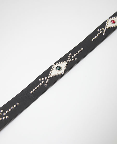 ڼVINTAGE STYLE LEATHER STUDS BELT - MEDICINEMAN'S EYE & ARROW - (BLACK)