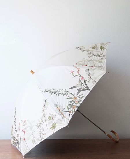 everlasting sprout サマーシールドフェンネル刺繍折り畳み日傘 野小花刺繍柄をプリントした雨天兼用日傘（折りたたみ傘