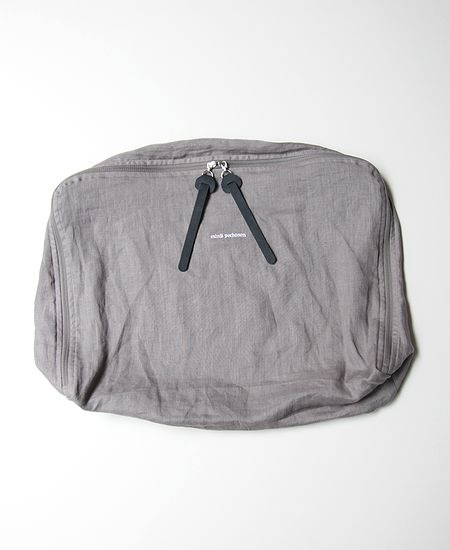 mina perhonen ミナペルホネン traveler's トラベラーズ ポーチ（中