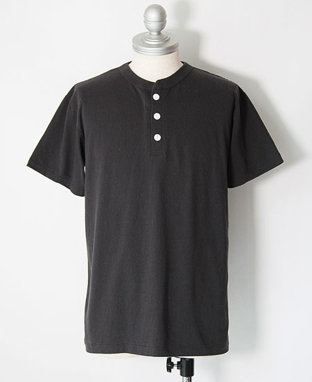 SECRET WORDS å  CLASSIC HENRY NECK S/S T-SHIRT (FADE BLACK)