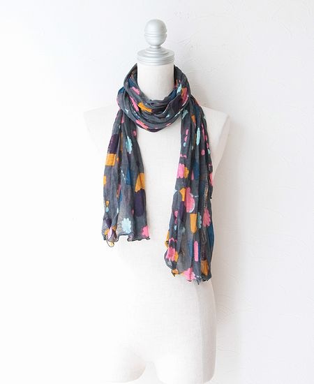 ミナペルホネン mina perhonen ボア　刺繍ストールマフラー ミナペルホネン mina perhonen ボア 刺繍ストールマフラー