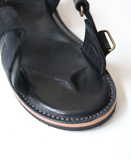 WHEELROBE ������������� WANDERING SANDALS (BLACK)