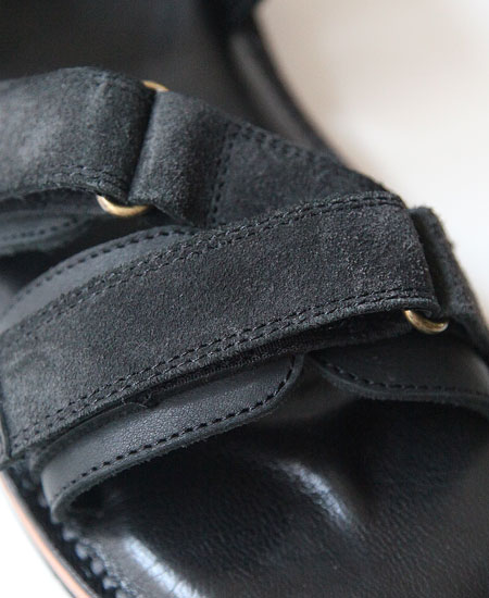 WHEELROBE ������������� WANDERING SANDALS (BLACK)