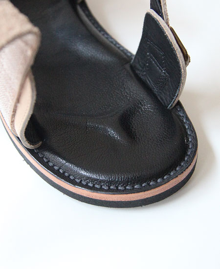 WHEELROBE ������������� WANDERING SANDALS (BEIGE)