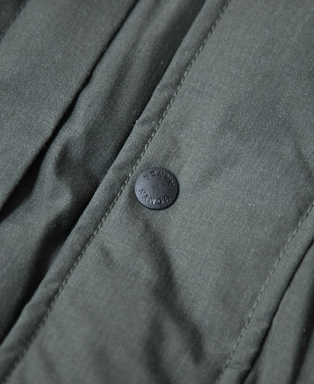NANGA ʥ TAKIBI DOWN JACKET (KHAKI)
