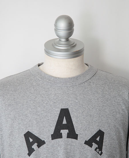 SECRET WORDS ��������å� ��� " AAA " S/S T-SHIRT (MOCK GRAY)