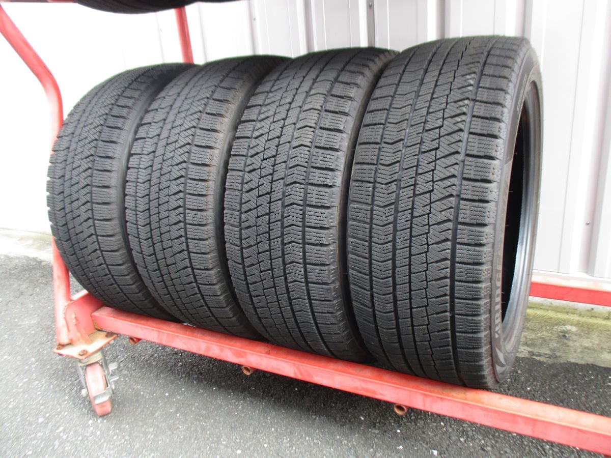 ★☆235/45R17 94Q ブリヂストン BLIZZAK VRX2 スタッドレス 2020年製 4本 送料込 T46531005☆★インボイス領収書発行可能