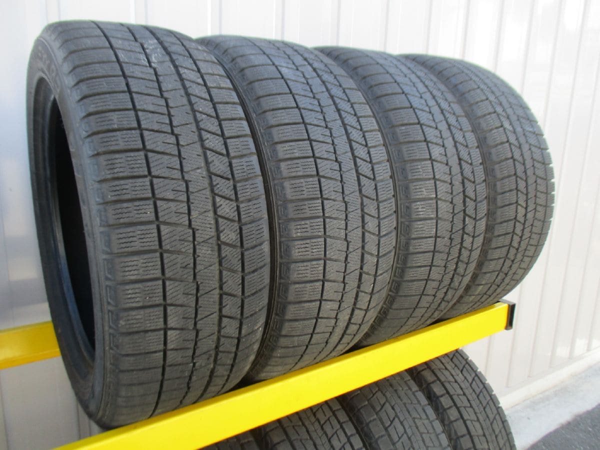 ★☆235/50R18 97Q ダンロップ WINTER MAXX WM03 スタッドレス 2020年製 4本 送料込 T51270201☆★インボイス領収書発行可能