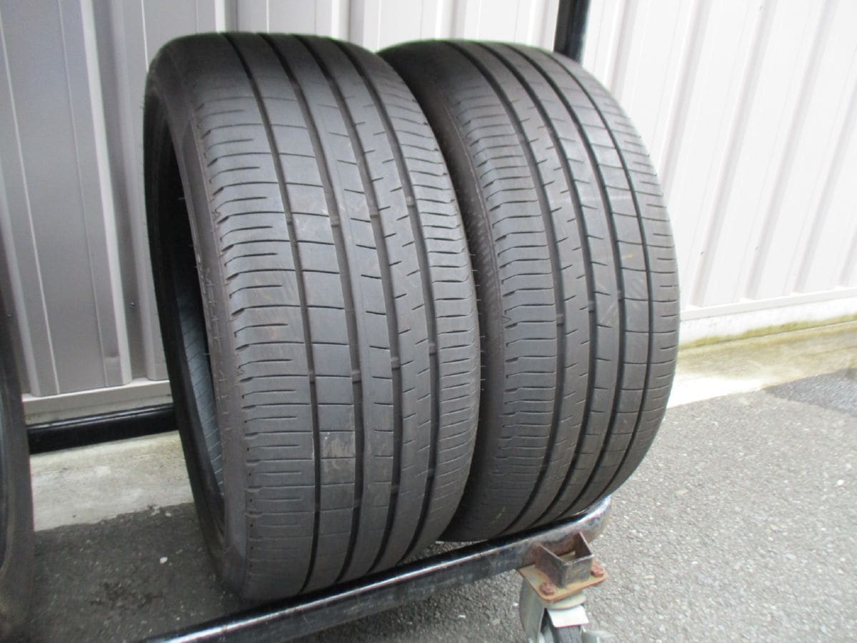 ★☆235/40R19 92W ダンロップ VEURO VE304 2024年製 2本 送料込 T59260801☆★インボイス領収書発行可能