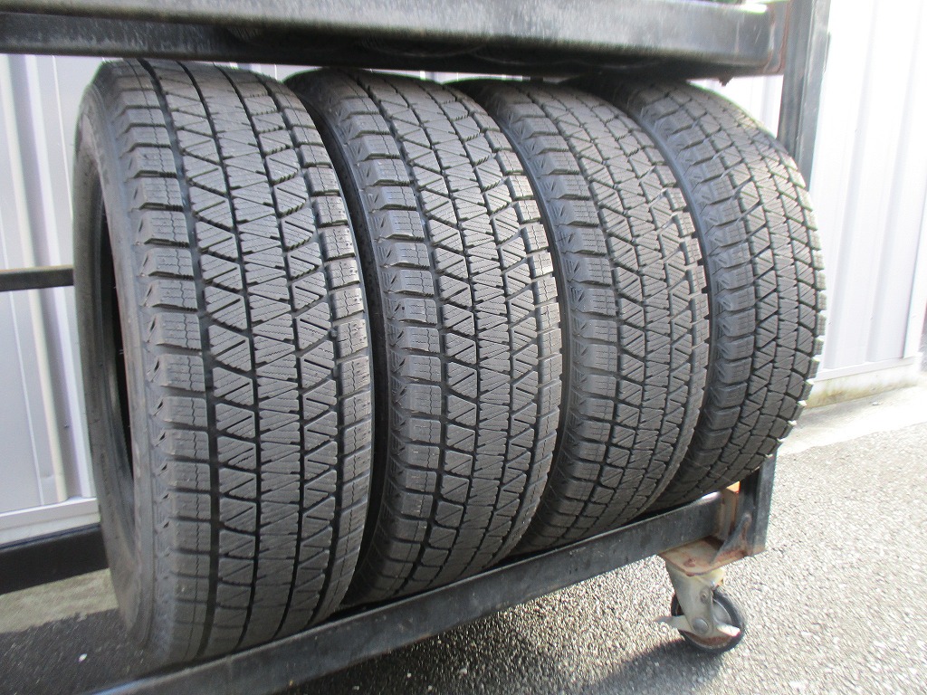 ★☆225/65R17 102Q ブリヂストン BLIZZAK DM-V3 スタッドレス 2024年製 4本 送料込 T67651122☆★インボイス領収書発行可能