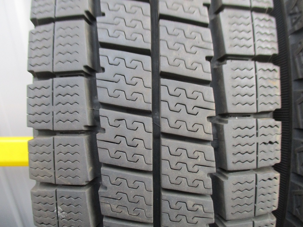 155/80R14 88/86N LT ダンロップ WINTER MAXX LV01 スタッドレス 2024