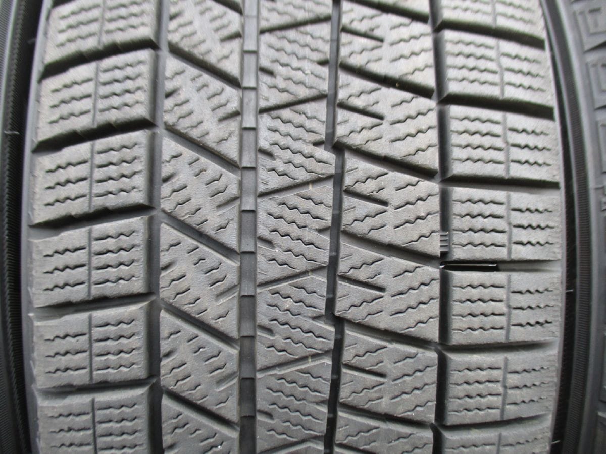 ★☆195/50R19 88Q ダンロップ WINTER MAXX WM03 スタッドレス 2023年製 4本 送料込 T50560121☆★インボイス領収書発行可能